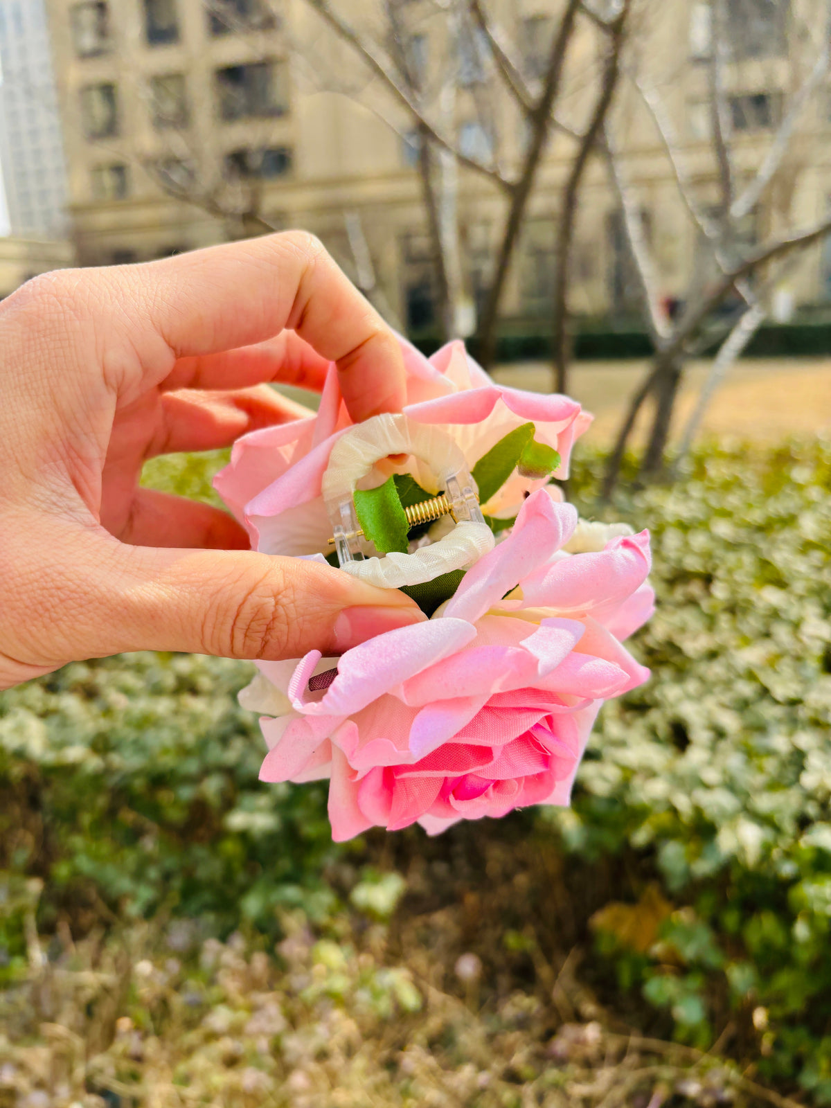 Elegant Rose Hair Claw