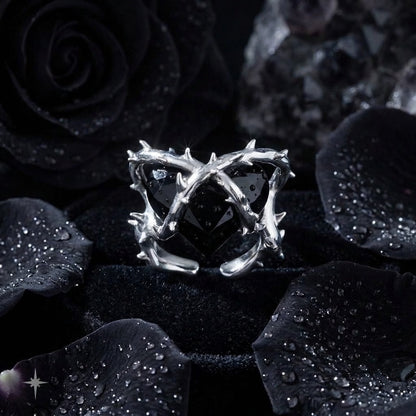 Thorn Heart Ring (Unisize-Adjustable)